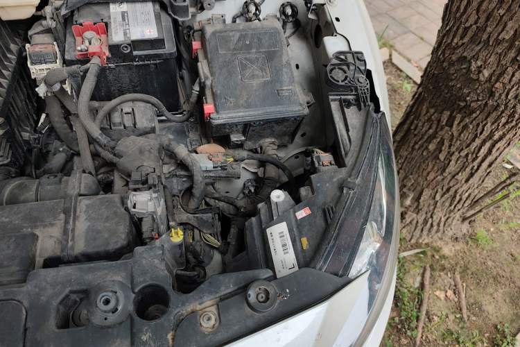 Used Peugeot 408 2014 1.8L Automatic Luxury Edition Engine Bay Left