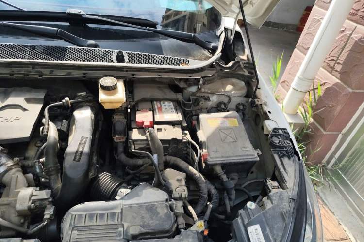 Used Peugeot 408 2014 1.6T Automatic Prestige Edition Engine Bay Left