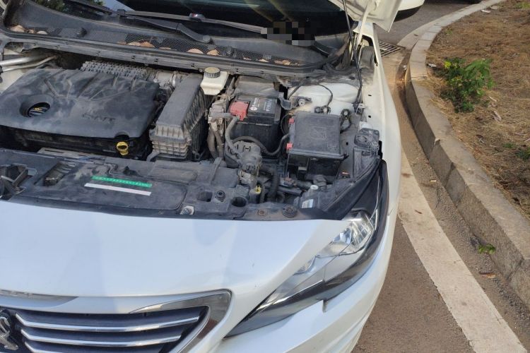 Used Peugeot 408 2014 1.8L Automatic Luxury Edition Engine Bay Left