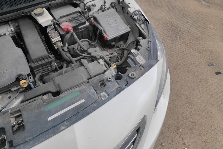 Used Peugeot 408 2014 1.8L Automatic Luxury Edition Engine Bay Left