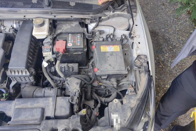 Used Peugeot 408 2014 1.8L Automatic Luxury Edition Engine Bay Left