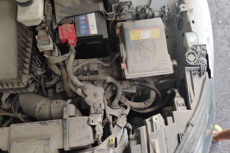 Used Peugeot 408 2014 1.8L Automatic Luxury Edition Engine Bay Left