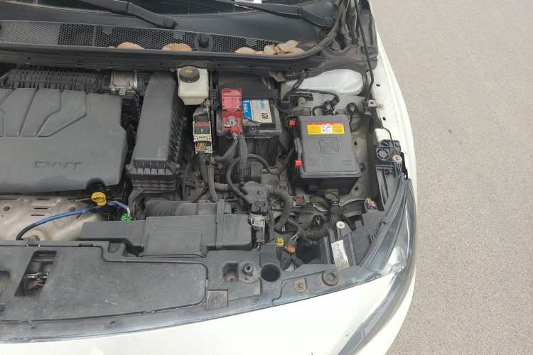 Used Peugeot 408 2014 1.8L Automatic Luxury Edition Engine Bay Left