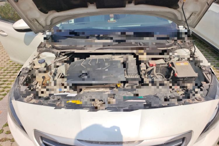Used Peugeot 408 2014 1.8L Automatic Luxury Edition Engine Bay