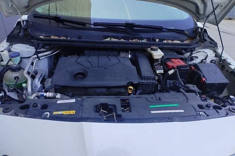 Used Peugeot 408 2014 1.8L Automatic Luxury Edition Engine Bay