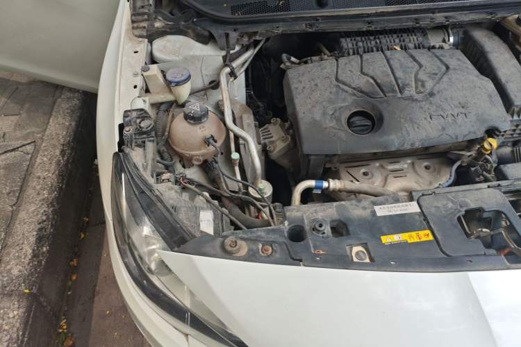 Used Peugeot 408 2014 1.8L Automatic Luxury Edition Engine Bay Right