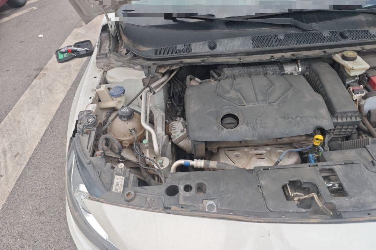 Used Peugeot 408 2014 1.8L Automatic Luxury Edition Engine Bay Right
