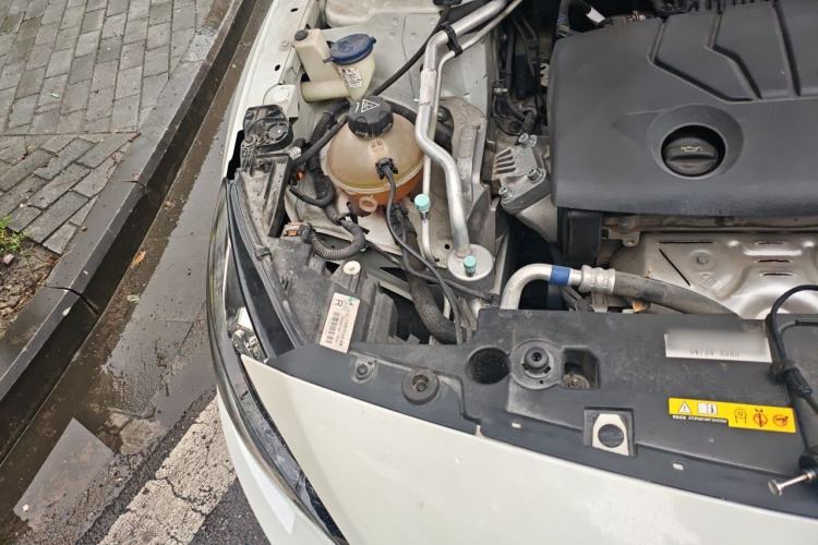 Used Peugeot 408 2014 1.8L Manual Leading Edition Engine Bay Right