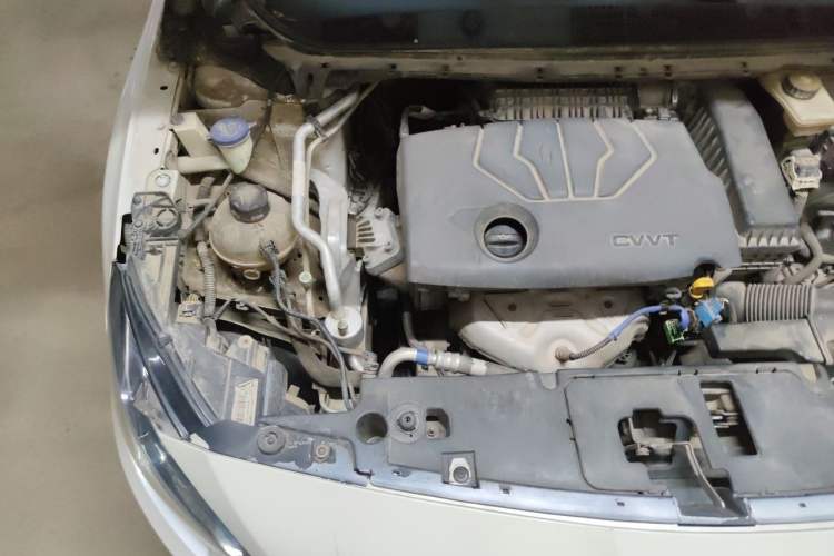 Used Peugeot 408 2014 1.8L Manual Leading Edition Engine Bay Right