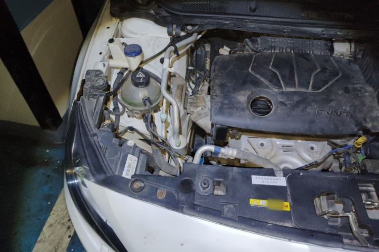 Used Peugeot 408 2014 1.8L Automatic Luxury Edition Engine Bay Right