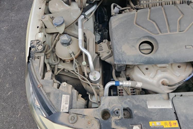 Used Peugeot 408 2014 1.8L Automatic Leading Edition Engine Bay Right