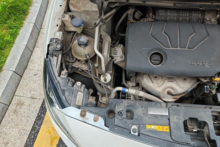 Used Peugeot 408 2014 1.8L Automatic Luxury Edition Engine Bay Right