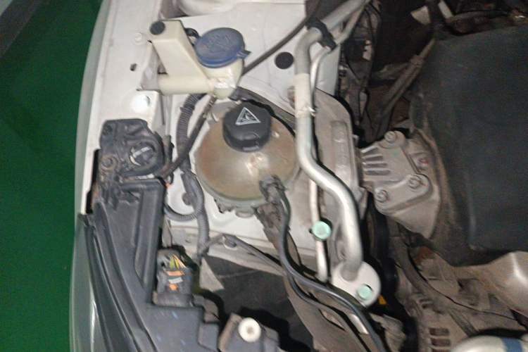 Used Peugeot 408 2014 1.8L Manual Leading Edition Engine Bay Right
