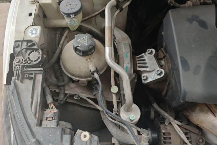 Used Peugeot 408 2014 1.8L Automatic Luxury Edition Engine Bay Right