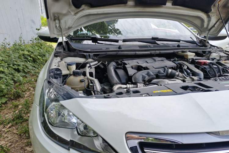 Used Peugeot 408 2014 1.6T Automatic Prestige Edition Engine Bay Right