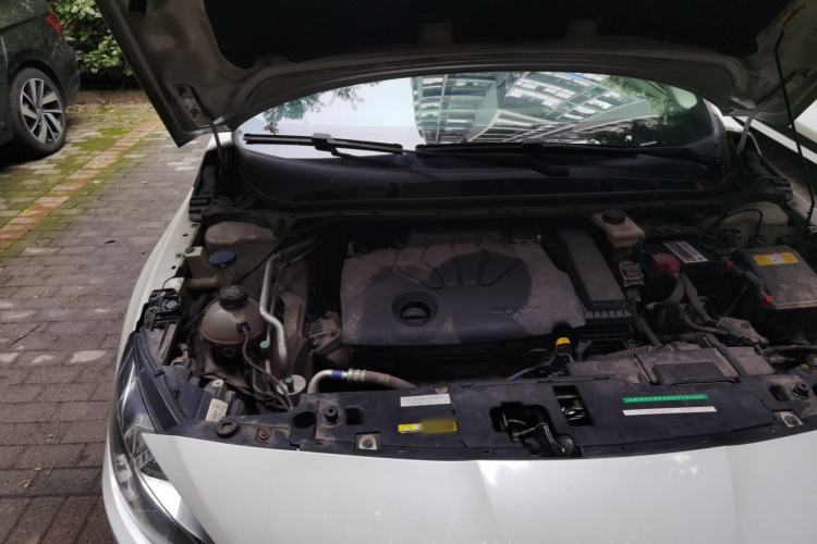 Used Peugeot 408 2014 1.8L Automatic Luxury Edition Engine Bay Right