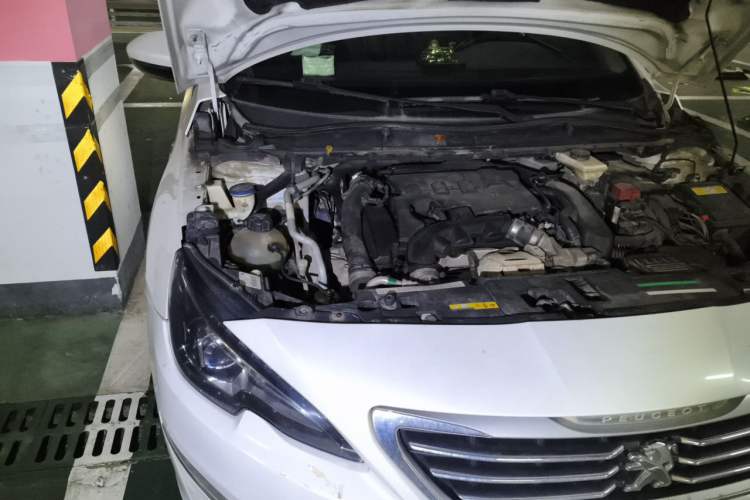 Used Peugeot 408 2014 1.6T Automatic Supreme Edition Engine Bay Right