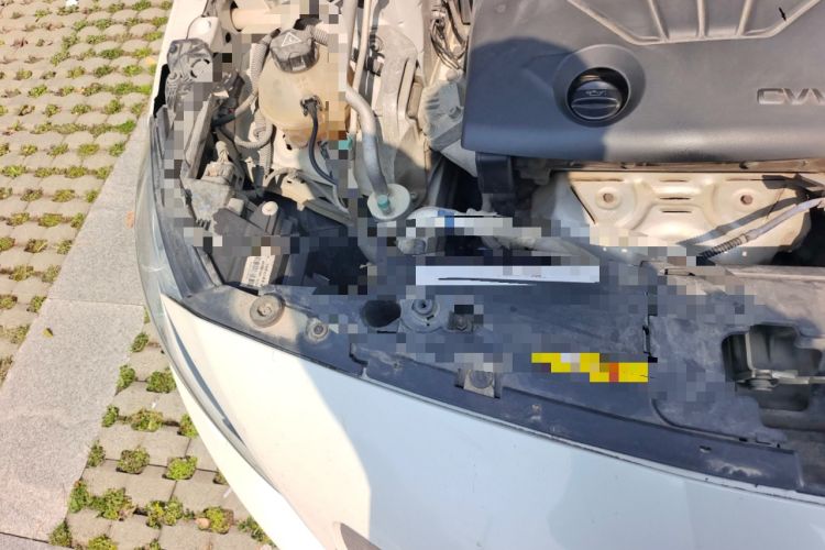 Used Peugeot 408 2014 1.8L Automatic Luxury Edition Engine Bay Right