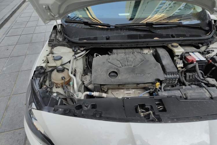 Used Peugeot 408 2014 1.8L Automatic Luxury Edition Engine Bay Right