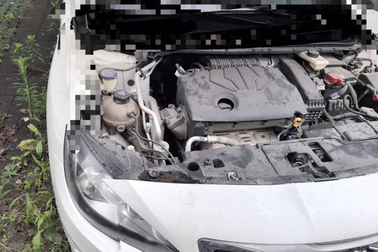 Used Peugeot 408 2014 1.8L Automatic Luxury Edition Engine Bay Right