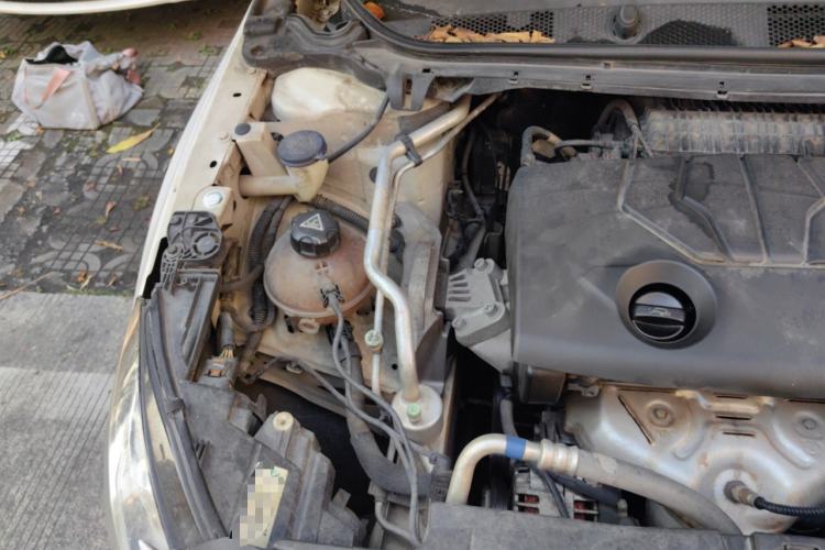 Used Peugeot 408 2014 1.8L Automatic Luxury Edition Engine Bay Right
