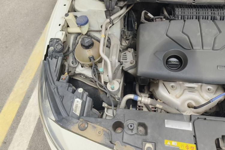Used Peugeot 408 2014 1.8L Automatic Luxury Edition Engine Bay Right