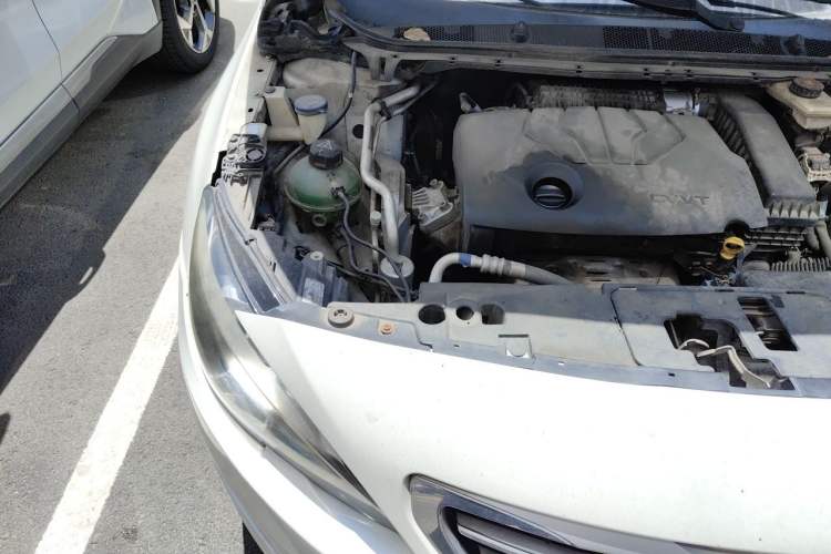 Used Peugeot 408 2014 1.8L Automatic Luxury Edition Engine Bay Right