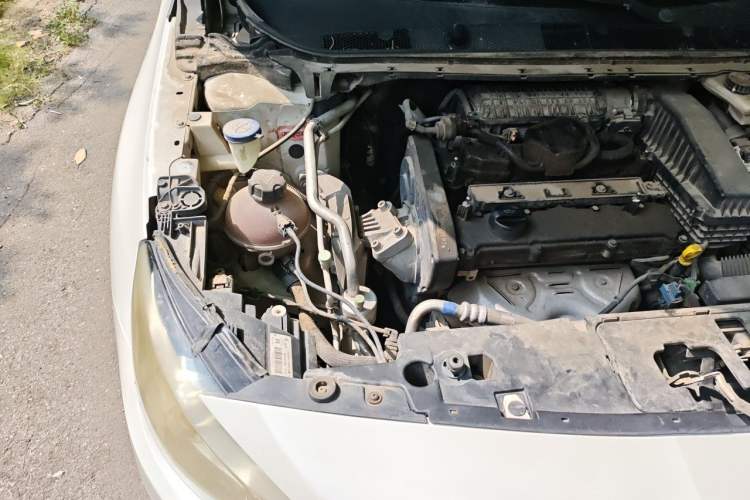Used Peugeot 408 2014 1.8L Automatic Luxury Edition Engine Bay Right
