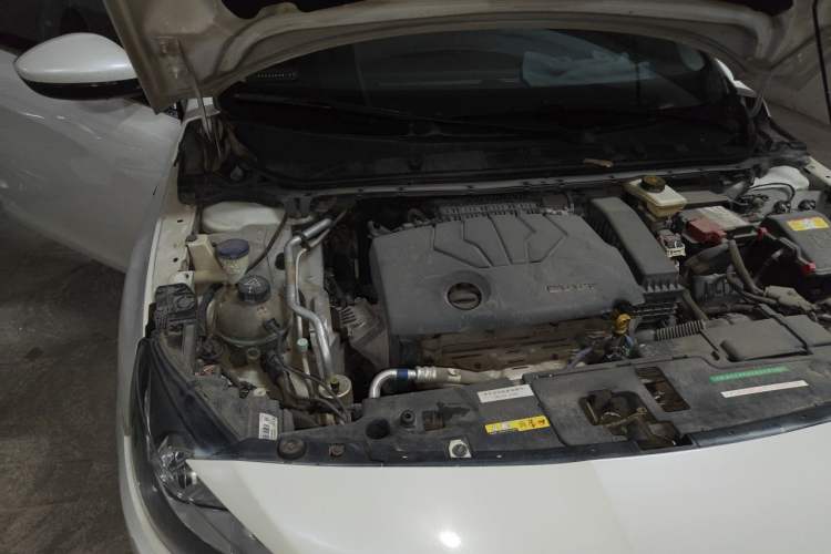 Used Peugeot 408 2014 1.8L Automatic Luxury Edition Engine Bay Right