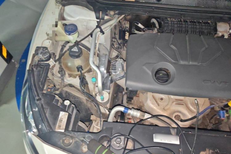 Used Peugeot 408 2014 1.8L Automatic Luxury Edition Engine Bay Right