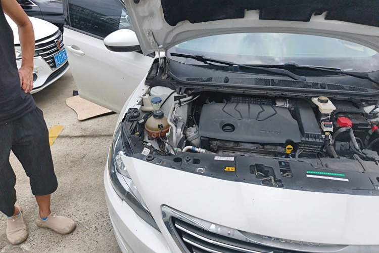 Used Peugeot 408 2014 1.8L Manual Leading Edition Engine Bay Right