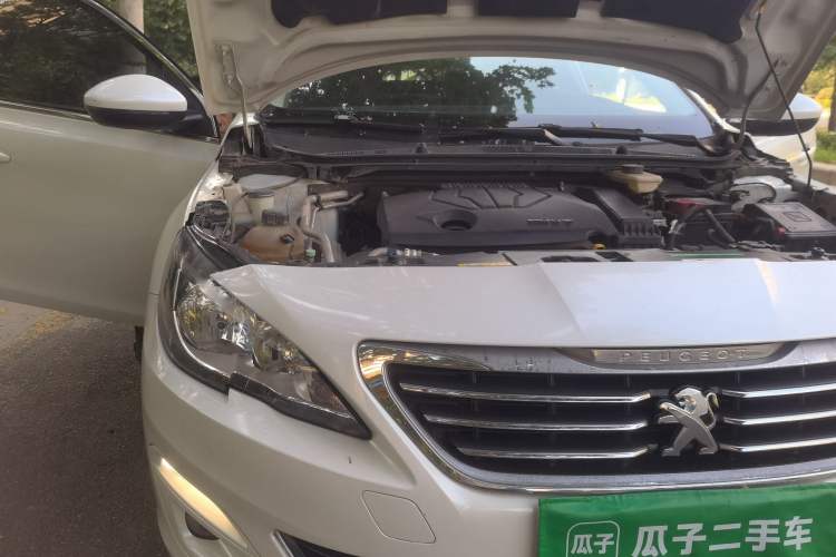 Used Peugeot 408 2014 1.8L Automatic Luxury Edition Engine Bay Right