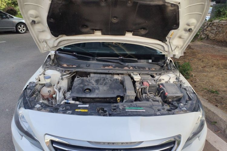 Used Peugeot 408 2014 1.8L Automatic Luxury Edition Engine Bay