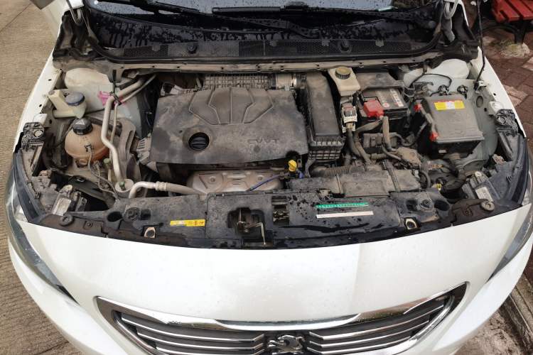 Used Peugeot 408 2014 1.8L Automatic Luxury Edition Engine Bay