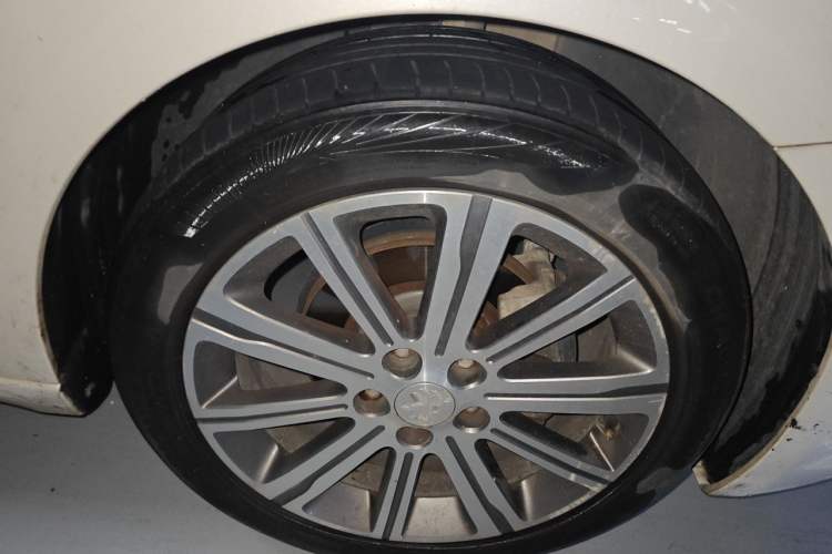 Used Peugeot 408 2014 1.8L Automatic Luxury Edition Exterior 1