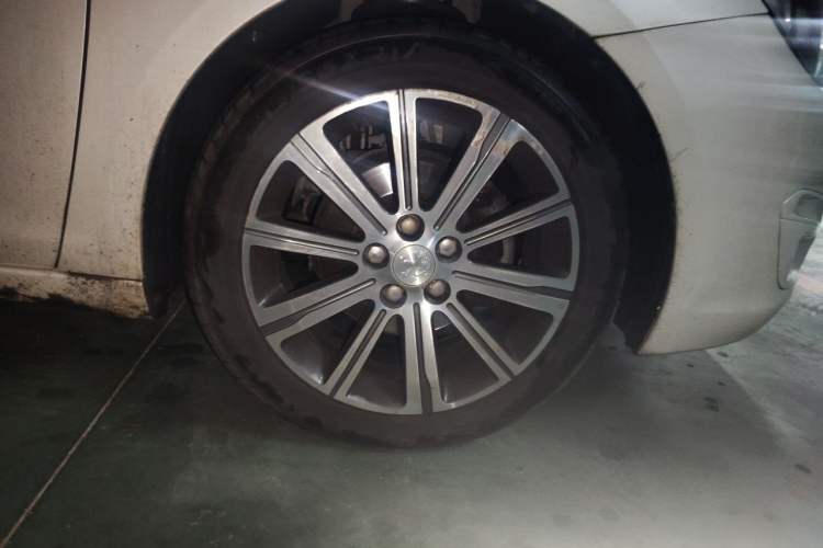 Used Peugeot 408 2014 1.8L Automatic Luxury Edition Exterior 1
