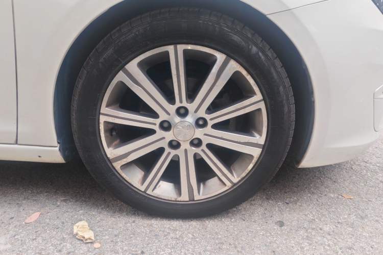 Used Peugeot 408 2014 1.8L Automatic Luxury Edition Exterior 1