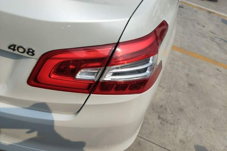 Used Peugeot 408 2014 1.8L Automatic Luxury Edition Exterior 3
