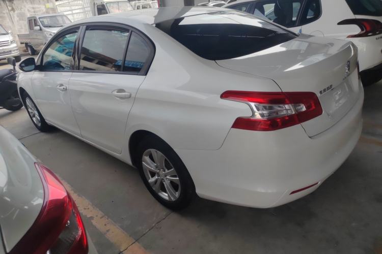 Used Peugeot 408 2014 1.8L Manual Leading Edition Exterior 5