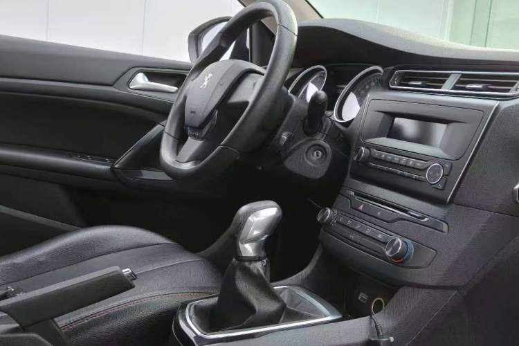 Used Peugeot 408 2014 1.8L Manual Leading Edition Exterior 7