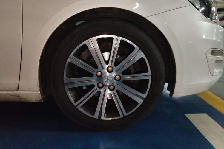 Used Peugeot 408 2014 1.8L Automatic Luxury Edition Exterior 7