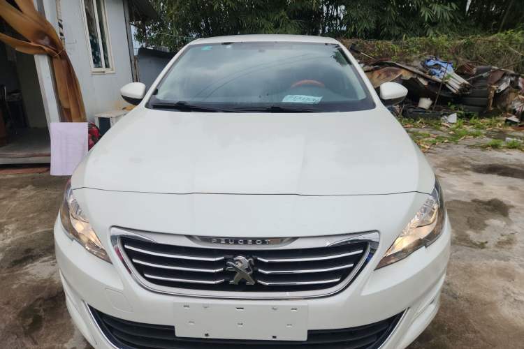 Used Peugeot 408 2014 1.8L Manual Leading Edition Front