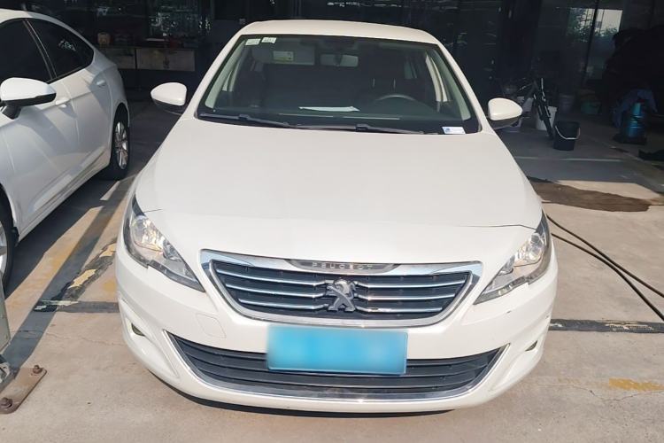 Used Peugeot 408 2014 1.8L Manual Leading Edition Front