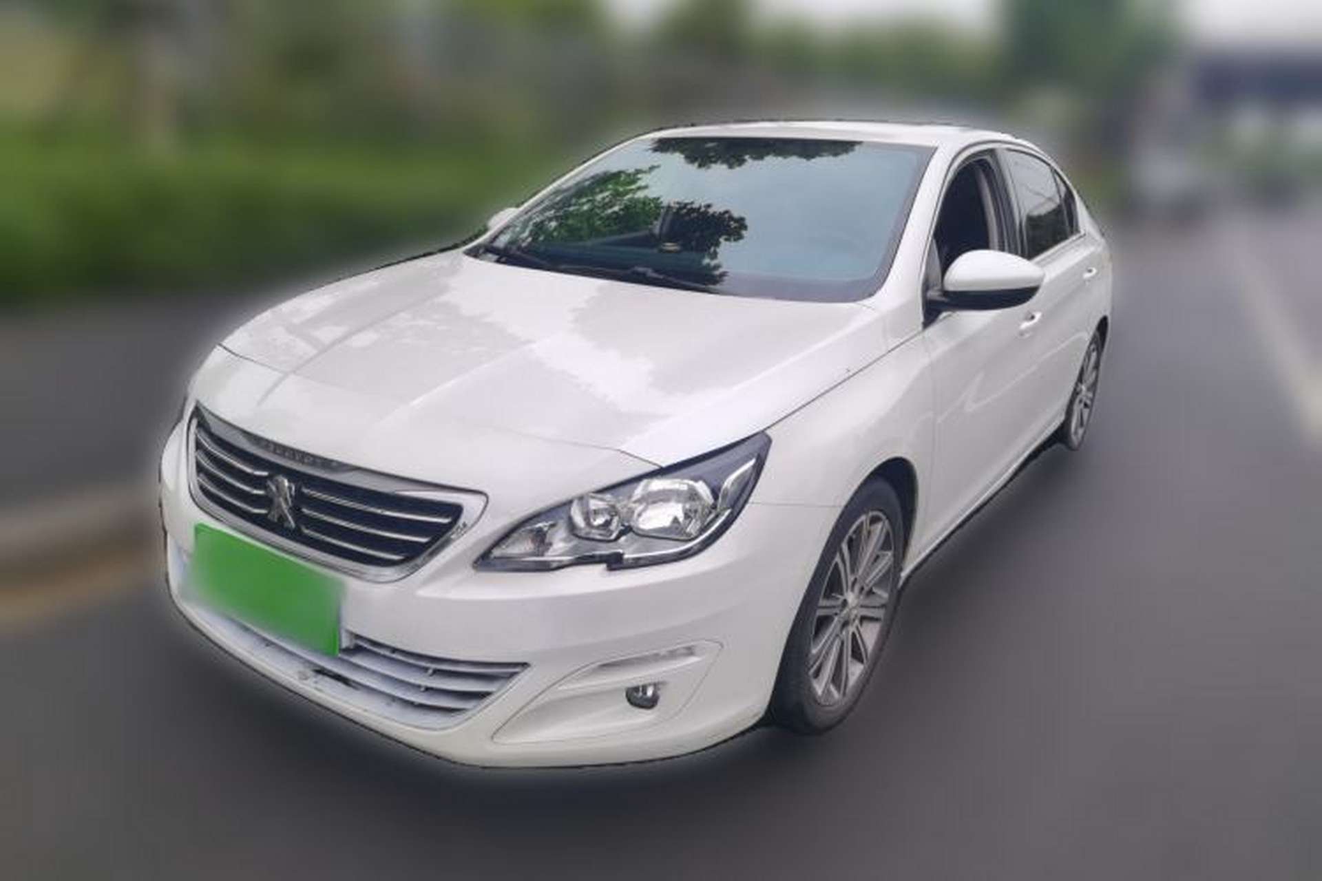 Used Peugeot 408 2014 1.8L Automatic Luxury Edition Front Left 45 Deg