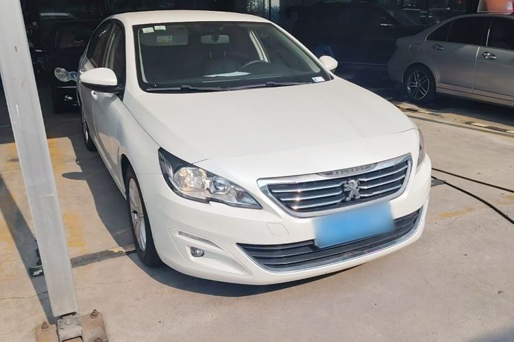 Used Peugeot 408 2014 1.8L Manual Leading Edition Front Right 45 Deg