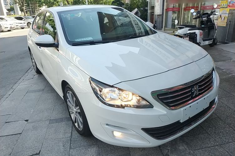 Used Peugeot 408 2014 1.8L Automatic Luxury Edition Front Right 45 Deg