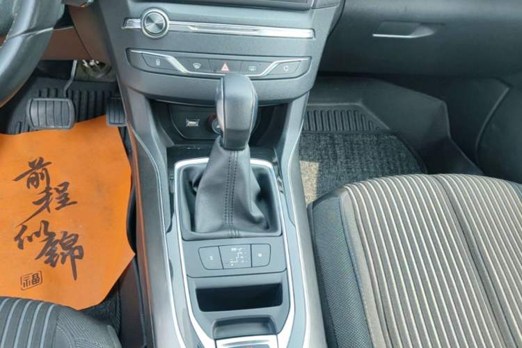 Used Peugeot 408 2014 1.8L Automatic Luxury Edition Gear Lever
