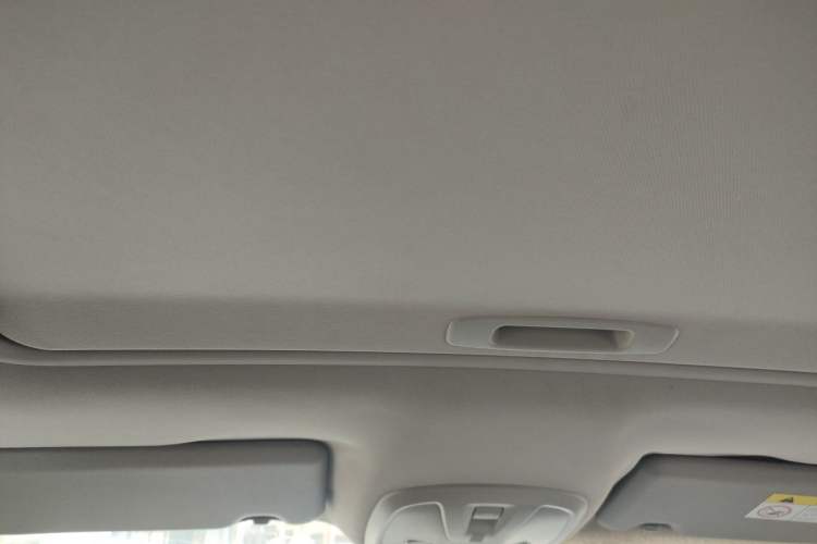 Used Peugeot 408 2014 1.8L Automatic Luxury Edition Headliner