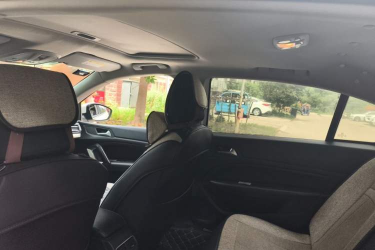 Used Peugeot 408 2014 1.8L Automatic Luxury Edition Headliner