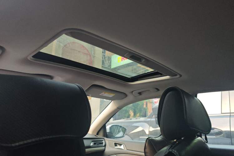 Used Peugeot 408 2014 1.8L Automatic Luxury Edition Headliner